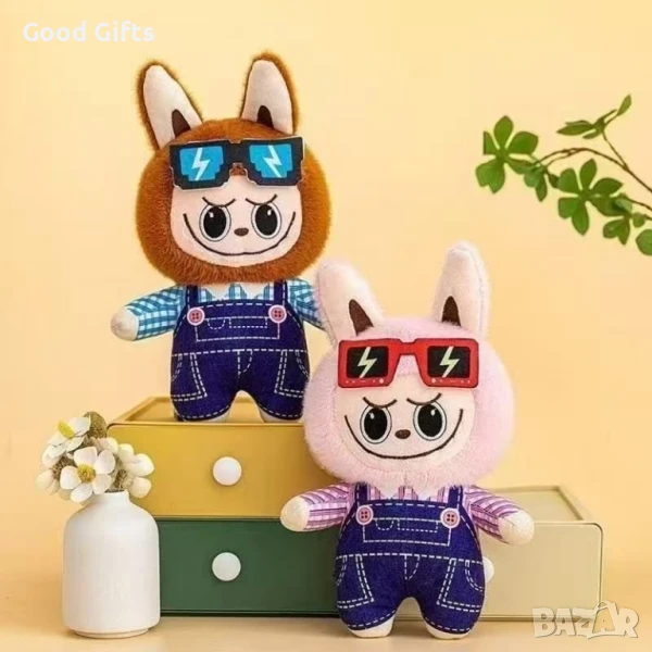 Плюшена играчка Лабубу 25см Labubu с дрехи и аксесоари , снимка 1