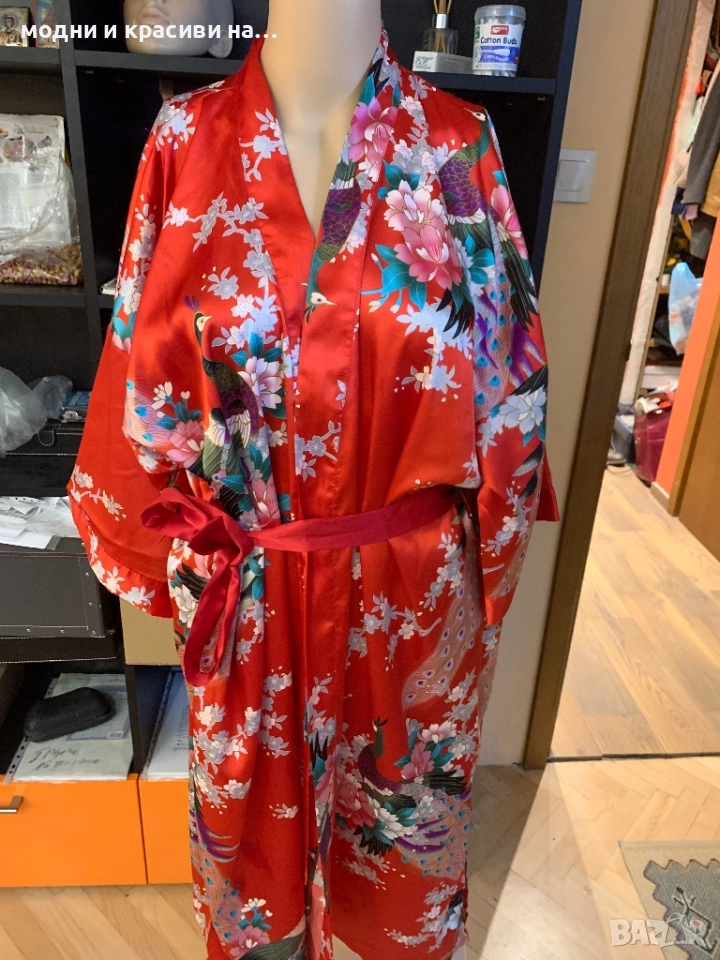 Дамски копринен халат тип кимоно, снимка 1