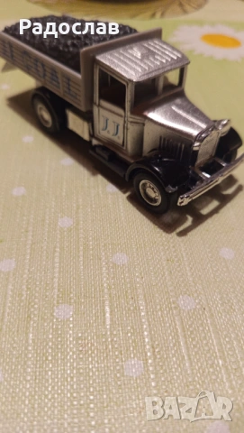 Камиончета и колички метални за колекция , снимка 7 - Коли, камиони, мотори, писти - 54240138