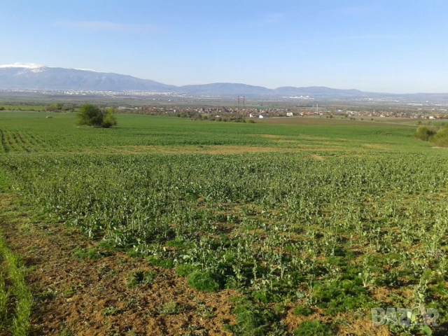 Парцел в гр. София, с. Доброславци намира се на земеделски път с лесен достъп. ПИ , снимка 2 - Парцели - 51400498