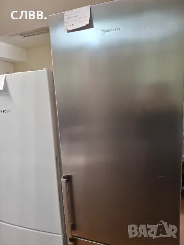 Продавам хладилник BAUKNECHT, снимка 2 - Хладилници - 49430657