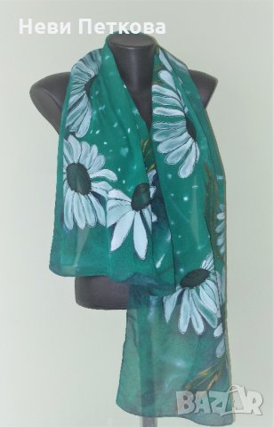 Рисуван шал БОР И МАРГАРИТИ, снимка 3 - Шалове - 31748306