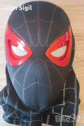 Spider-Man Маска с Мигащи Очи, снимка 2 - Друга електроника - 51593632
