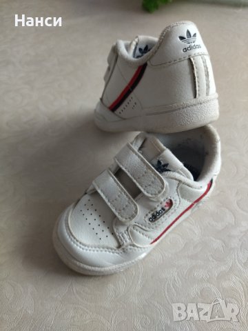 Оригинални маратонки Адидас 20 номер, снимка 5 - Детски маратонки - 37495585