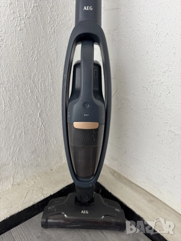 Безжична Вертикална Прахосмукачка 2 в 1 AEG QX7-1-I360 | PetPro Четка 