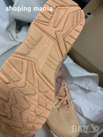 Детски маратонки ASICS , снимка 2 - Детски маратонки - 49518335