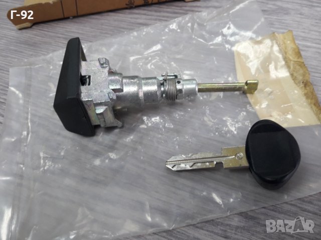 A1247606377**NEU**MERCEDES-BENZ**W124 ключалка за заключване на вратата+(КЛЮЧ)**, снимка 8 - Части - 31875305