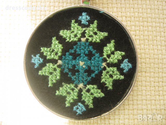 Бродирани бижута с шевици 1