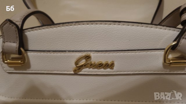 Оригинална чанта Guess, снимка 4 - Чанти - 44450559