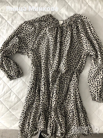 Дамска рокля H&M, снимка 4 - Рокли - 50505740