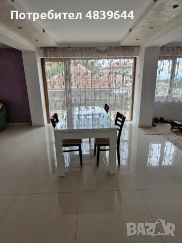 Продавам къща с хубав двор и гараж, снимка 11 - Къщи - 56413840