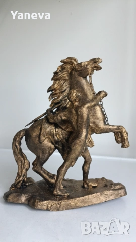 „Укротителя на коне“ , руска, метална статуетка 