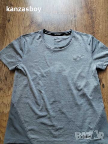 NIKE - страхотна дамска тениска XS КАТО НОВА , снимка 8 - Тениски - 54347310