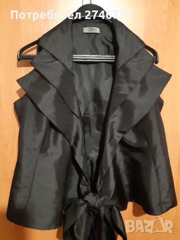 ЛИКВИДА XL-2XL  Маркова черна риза от сатен без рък с уникална яка и широки колани за връз.на кръста, снимка 2 - Ризи - 36709152