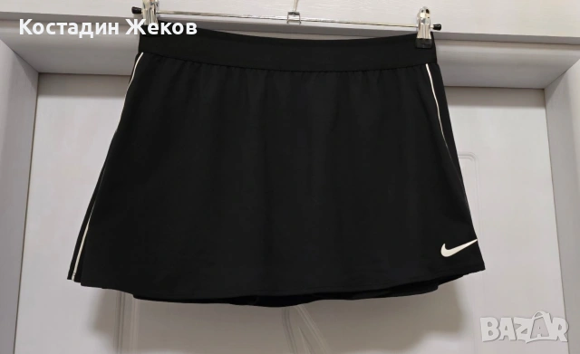  Дамска оригинална поличка със клинче. Nike DRI FIT 