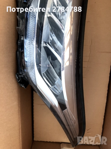 Ляв и десен фар Тойота C-HR 2021, снимка 12 - Части - 51434481