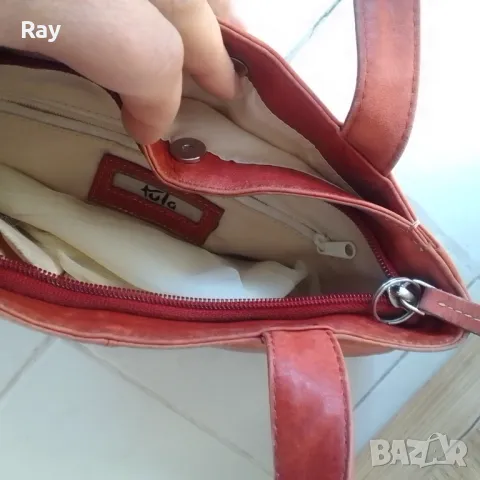 Малка червена чанта от естествена кожа , снимка 4 - Чанти - 49024940