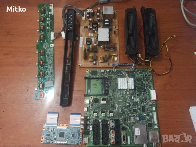 Продавам платки от телевизори със счупени матрици, снимка 12 - Части и Платки - 38136240