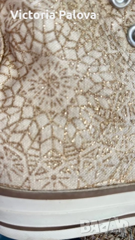 Скъпи златисти кецове CONVERSE оригинал, снимка 11 - Кецове - 50477480