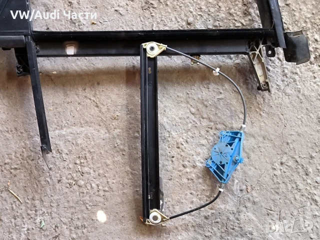 Заден десен стъклоповдигач механизъм врата стъкло за Ауди А4 Б6 Audi A4 B6 седан, снимка 2 - Части - 51364965