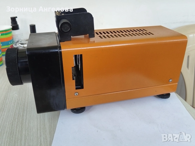Оригинален работещ съветски диапроектор Ф-75 (Фильмопроектор) , снимка 8 - Антикварни и старинни предмети - 52919483