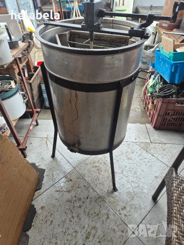 продавам центрофуга за мед, снимка 2 - За пчели - 52620420