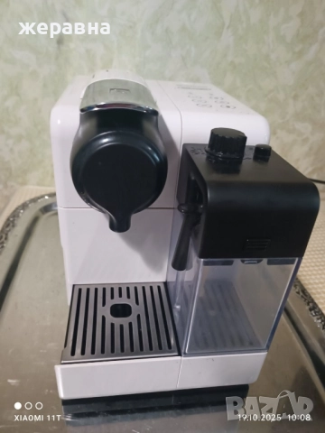 Кафемашина с капсули Delonghi Nespresso Lattissima EN 550.W, 19 bar, 1400 W, Автоматично капучино , снимка 3 - Кафемашини - 52104486