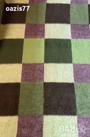 Одеяла Нови, Немски, дебели, пухкави, меки и топли, двустранни, геометрични мотив. Размери 195/160см, снимка 3 - Олекотени завивки и одеяла - 54093918