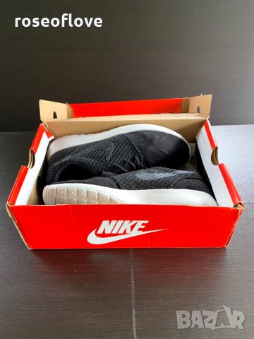 Nike Roshe Run маратонки черни с бяла подметка с кутия, снимка 4 - Маратонки - 29127654