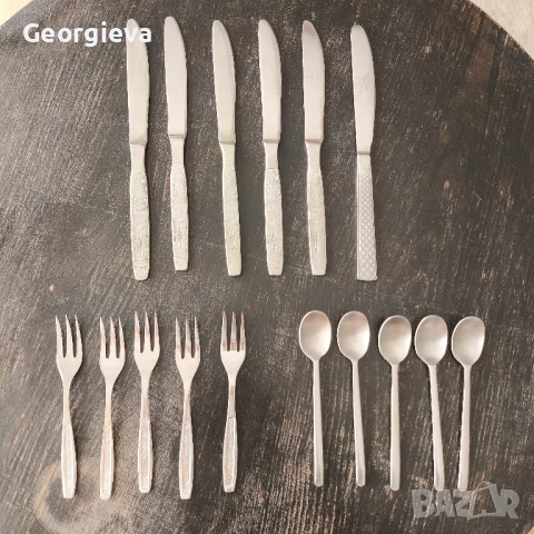 Прибори за хранене - вилици, лъжици,ножове.