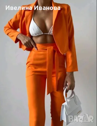 Дамски костюм, снимка 1