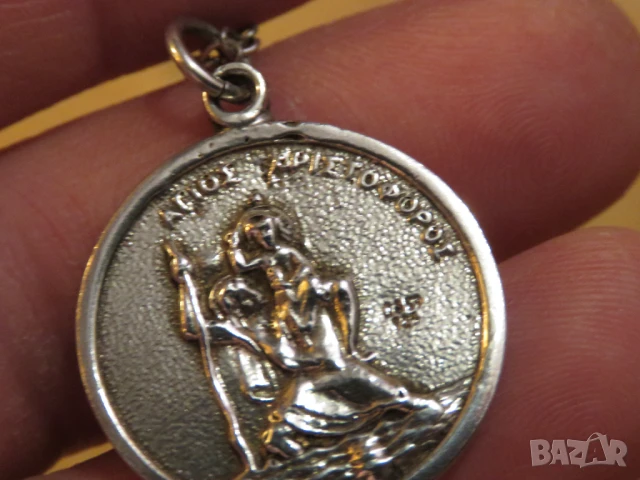 Старинен солиден сребърен медальон Свети мъченик Христофор пресича поток и носи дете сребро, снимка 3 - Други - 51062164