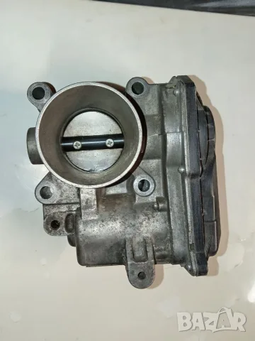 Продавам дросел за Рено Клио. 1,2 -16 V,75 кс.