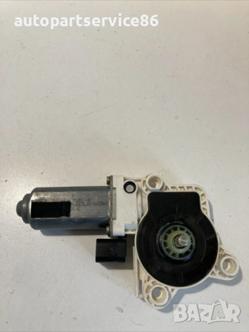 Мотор за стъкло задна дясна врата 1892-100 за Mercedes W220 S500 (2003) 991892-100