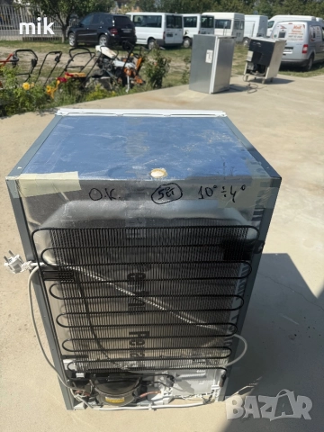 Малък хладилник Сименс за пълно вграждане, снимка 12 - Хладилници - 51590152