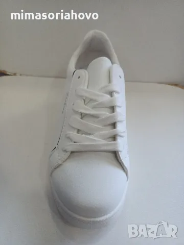 Дамски маратонки 7054, снимка 2 - Маратонки - 48849136