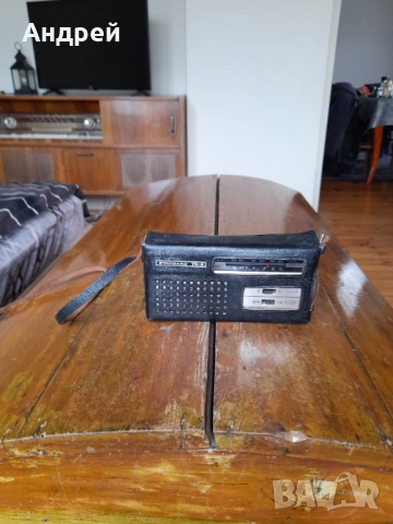 Старо радио,радиоприемник Standartd SR-H730S