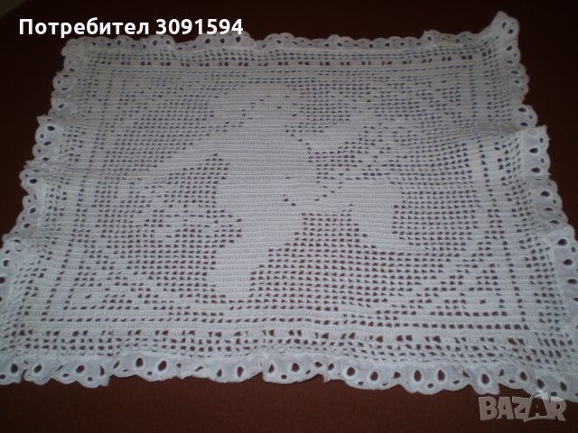 Ретро малка плетена на една кука покривчица фигура амурче, снимка 2 - Антикварни и старинни предмети - 35655762