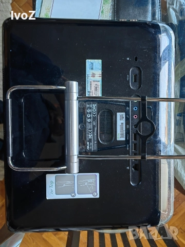 Продавам Asus - две в едно, снимка 13 - Работни компютри - 52623225