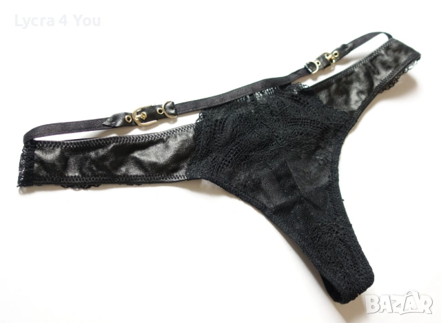 M/L черна прашка с кожени елементи и дантела