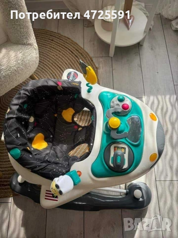 Проходилка за бебе Космос 