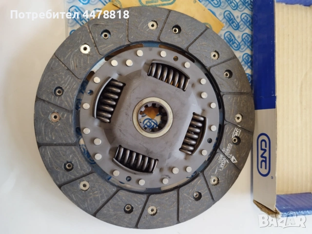 Феродов диск за Мерцедес w123   бус 207 208  308, снимка 2 - Части - 54066929