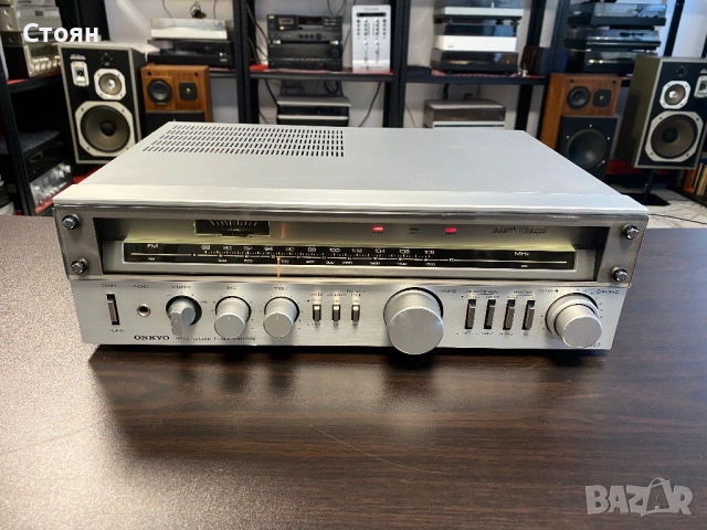 Vintage ресивър Onkyo 