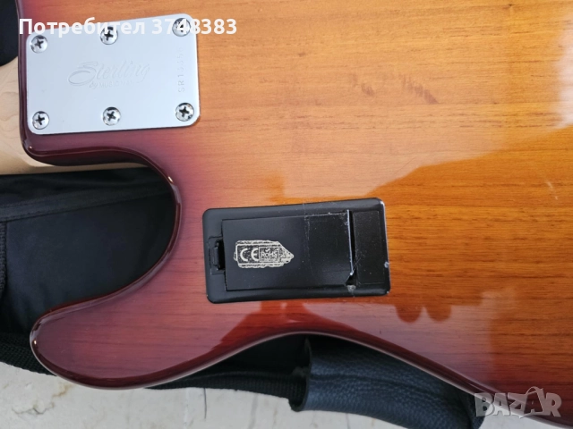 Продавам: Sterling Ray35 by Music Man – 5-струнен бас с активна електроника., снимка 8 - Китари - 52385565