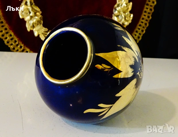 Порцеланова ваза,злато,кобалт,ръчно рисувана. , снимка 3 - Вази - 53066805