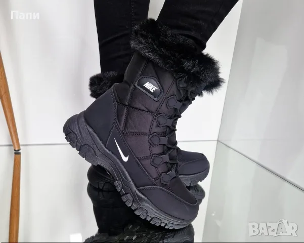 Дамски зимни боти с пух Nike черни 