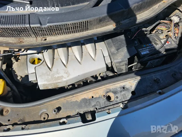 Renault scenic на части!, снимка 4 - Автомобили и джипове - 56371842
