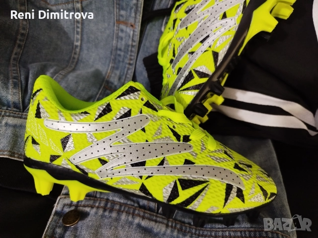 детски футболни обувки 
