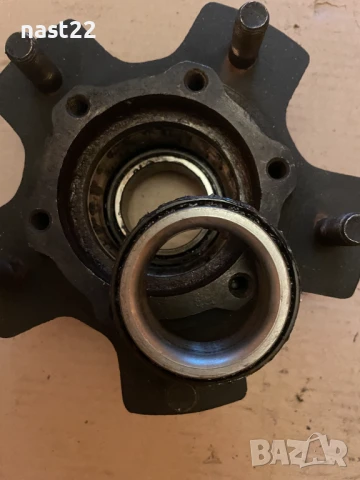 Главина с лагери за Сузуки Витара 1.6 , снимка 3 - Части - 50141482