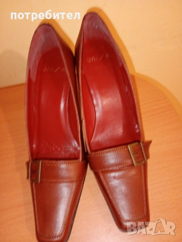 Италиански обувки UNISA, снимка 3 - Дамски елегантни обувки - 54032653